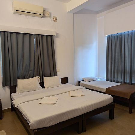 Hotel White Season Calangute Phòng bức ảnh