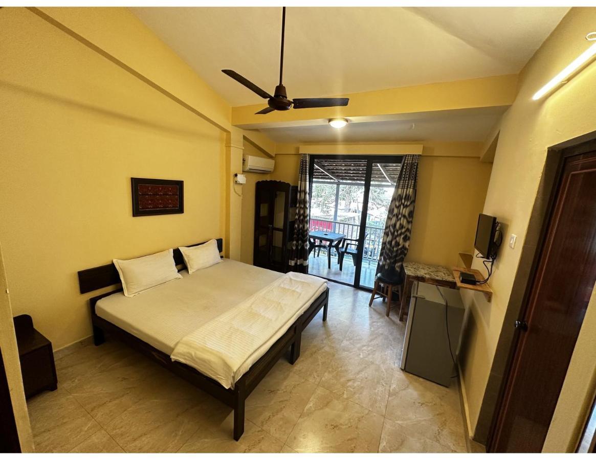 Hotel White Season Calangute Ngoại thất bức ảnh