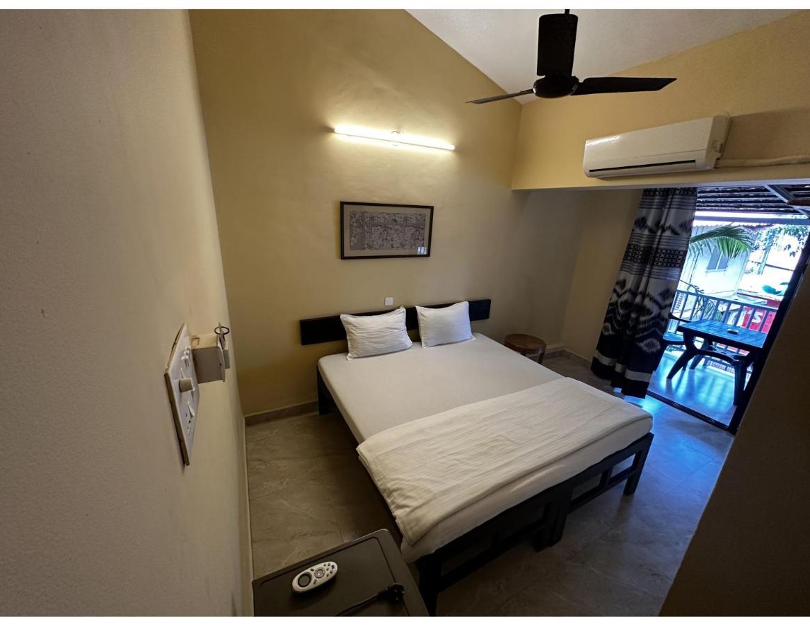 Hotel White Season Calangute Ngoại thất bức ảnh