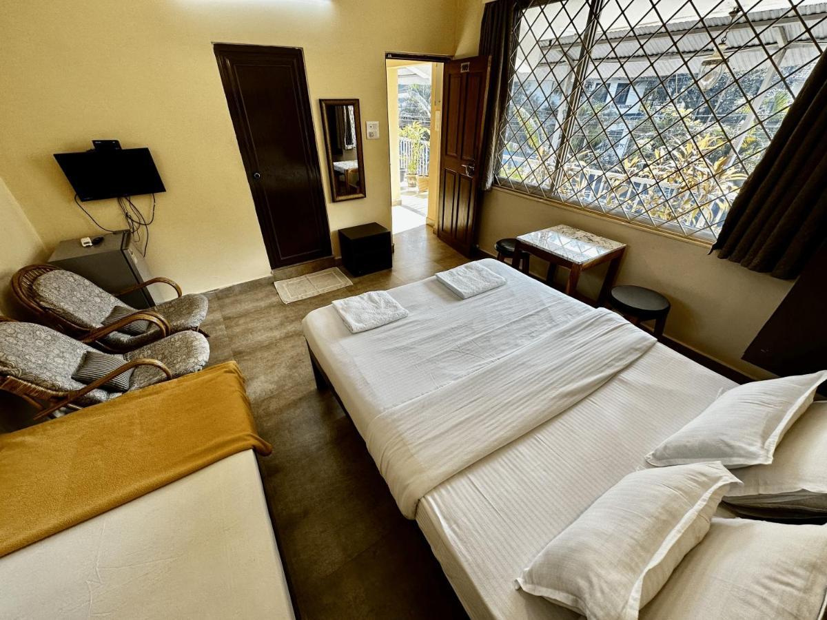 Hotel White Season Calangute Ngoại thất bức ảnh